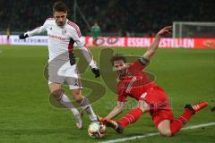 1. BL - Saison 2015/2016 - Hannover 96 - FC Ingolstadt 04 - Mathew Leckie (#7 FC Ingolstadt 04) - Christian Schulz (#19 Hannover) - Foto: Jürgen Meyer