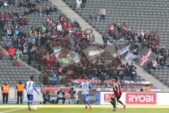 1. Bundesliga - Fußball - Hertha BSC  Berlin - FC Ingolstadt 04 - Ingolstadt Fan Block Fahnen Jubel