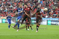 1. Bundesliga - Fußball - Bayer 04 Leverkusen - FC Ingolstadt 04 - Kopfball Duell Moritz Hartmann (9, FCI) Calhanoglu, Hakan (Leverkusen 10) Aranguiz, Charles (Leverkusen 20)