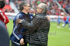 1. Bundesliga - Fußball - Bayer 04 Leverkusen - FC Ingolstadt 04 - Vorsitzender des Vorstandes Peter Jackwerth (FCI) mit Co-Trainer Michael Henke (FCI)