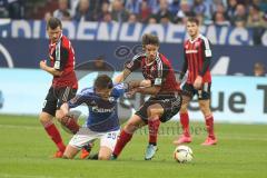 1. BL - Saison 2015/2016 - Schalke 04 - FC Ingolstadt 04 -  Romain Brègerie (#18 FC Ingolstadt 04) - Klaas-Jan Huntelaar (25, Schalke) - Pascal Groß (#10 FC Ingolstadt 04) - Foto: Jürgen Meyer