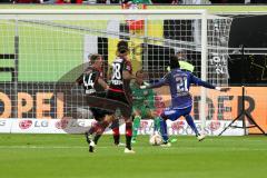 1. BL - Saison 2015/2016 - FC Ingolstadt 04 - Bayer 04 Leverkusen - Danny da Costa (#21 FC Ingolstadt 04) - Torwart Kresic, Dario (Leverkusen 25)  - Foto: Meyer Jürgen