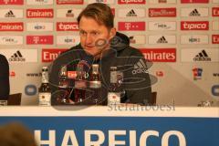1. Bundesliga - Fußball - Hamburger SV - FC Ingolstadt 04 - Pressekonferenz nach dem Spiel, Cheftrainer Ralph Hasenhüttl (FCI)