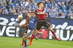 1. BL - Saison 2015/2016 - Schalke 04 - FC Ingolstadt 04 -  Benjamin Hübner (#5 FC Ingolstadt 04) - Klaas-Jan Huntelaar (25, Schalke)  - Foto: Jürgen Meyer