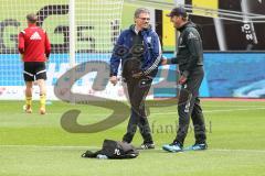 1. Bundesliga - Fußball - Bayer 04 Leverkusen - FC Ingolstadt 04 - Cheftrainer Ralph Hasenhüttl (FCI) in seinem letzten Spiel für Ingolstadt mit Co-Trainer Michael Henke (FCI)