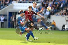 1. Bundesliga - Fußball - TSG 1899 Hoffenheim - FC Ingolstadt 04 - Ermin Bicakcic (TSG 4) mitte Pascal Groß (10, FCI) und hinten Niklas Süle (TSG 25)