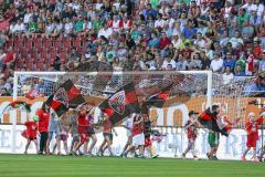 1. Bundesliga - Fußball - FC Augsburg - FC Ingolstadt 04 - Fans FCI Jubel Fahnen Choreo Einlaufkinder