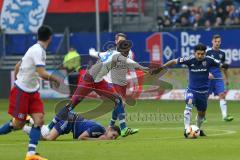 1. Bundesliga - Fußball - Hamburger SV - FC Ingolstadt 04 - links Benjamin Hübner (5, FCI) am Boden rechts Almog Cohen (36, FCI) Angriff, in der Mitte Jung, Gideon (28 HSV)