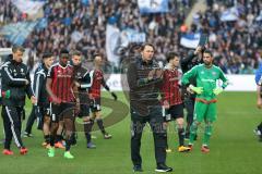 1. Bundesliga - Fußball - Hertha BSC  Berlin - FC Ingolstadt 04 - Niederlage Spiel ist aus, Spieler und Cheftrainer Ralph Hasenhüttl (FCI) bedanken sich bei den mitgereisten Fans