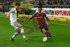 1. Bundesliga - Fußball - Borussia Mönchengladbach - FC Ingolstadt 04 - Alfredo Morales (6, FCI) behauptet den Ball gegen Ibrahima Traore (16, Mönchengladbach) und Havard Nordtveit (6, Mönchengladbach). Foto: Adalbert Michalik