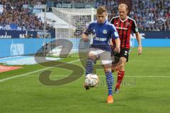 1. BL - Saison 2015/2016 - Schalke 04 - FC Ingolstadt 04 - Tobias Levels (#28 FC Ingolstadt 04) - Max Meyer (7, Schalke) -  Foto: Jürgen Meyer