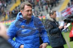 1. Bundesliga - Fußball - Eintracht Frankfurt - FC Ingolstadt 04 - Cheftrainer Ralph Hasenhüttl (FCI) vor Spiel