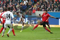 1. Bundesliga - Fußball - Eintracht Frankfurt - FC Ingolstadt 04 - Elias Kachunga (25, FCI) zieht ab