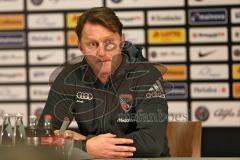 1. Bundesliga - Fußball - Eintracht Frankfurt - FC Ingolstadt 04 - Pressekonferenz nach dem Spiel, Cheftrainer Ralph Hasenhüttl (FCI)