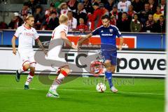 1. Bundesliga - Fußball - 1. FC Köln - FC Ingolstadt 04 - Mathew Leckie (7, FCI) im Zweikampf mit Frederik	Sörensen (4) Foto: Adalbert Michalik