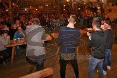 1. Bundesliga - Fußball - FC Ingolstadt 04 - großes Fantreffen in der Stiftlalm am Audi Sportpark - Fragenrunde mit Maurice Multhauo, Darío Lezcano (37, FCI) Stefan Lex (14, FCI) Lukas Hinterseer (16, FCI) Cheftrainer Ralph Hasenhüttl (FCI)