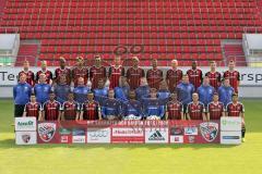 1. Bundesliga - Fußball - FC Ingolstadt 04 - Fototermin - Mannschaftsfoto - Namensliste gib es per Mail an presse@kbumm.de