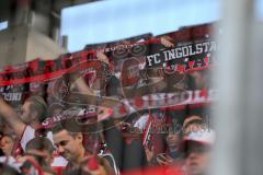 1. Bundesliga - Fußball - FC Ingolstadt 04 - Eintracht Frankfurt - Spiel ist aus, Sieg Jubel Fans Schals