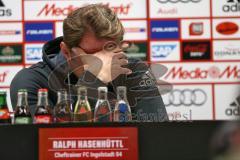 1. Bundesliga - Fußball - FC Ingolstadt 04 - FC Bayern München - Pressekonferenz, Cheftrainer Ralph Hasenhüttl (FCI) zu Tränen gerührt