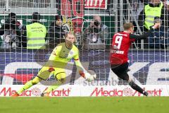 1. BL - Saison 2015/2016 - FC Ingolstadt 04 - 1. FSV Mainz 05 - Moritz Hartmann (#9 FC Ingolstadt 04)  mit einem Strafstoß/Elfmeter zum 1:0 Führungstreffer - Karius Loris Torwart Mainz - Foto: Meyer Jürgen