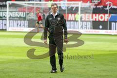 1. BL - Saison 2015/2016 - FC Ingolstadt 04 - Schalke 04 - Vor dem Spiel Michael Henke (Co-Trainer FC Ingolstadt 04) - Foto: Meyer Jürgen