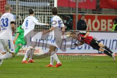 1. BL - Saison 2015/2016 - FC Ingolstadt 04 - Darmstadt 98 - Moritz Hartmann (#9 FC Ingolstadt 04) mit dem 3:1 Führungstreffer - Mario Vrancic (#6 Darmstadt98) - Luca Caldirola (#33 Darmstadt98) - Foto: Jürgen Meyer