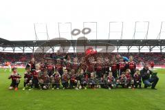 1. Bundesliga - Fußball - FC Ingolstadt 04 - VfB Stuttgart - Einlaufkinder mit Schanzi