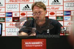 1. Bundesliga - Fußball - FC Ingolstadt 04 - Borussia Dortmund - Pressekonferenz nach dem Spiel Cheftrainer Ralph Hasenhüttl (FCI)