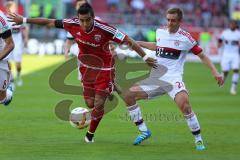 1. Bundesliga - Fußball - FC Ingolstadt 04 - FC Bayern München - Darío Lezcano (37, FCI) Philipp Lahm (21 Bayern)