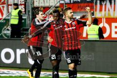 1. Bundesliga - Fußball - FC Ingolstadt 04 - 1. FC Köln - Lukas Hinterseer (16, FCI) jubelt mit Danny da Costa (21, FCI) und Pascal Groß (10, FCI) Foto: Adalbert Michalik