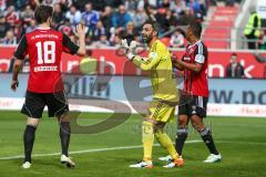 1. BL - Saison 2015/2016 - FC Ingolstadt 04 - Schalke 04 - Romain Brègerie (#18 FC Ingolstadt 04) - Ramazan Özcan (#1 FC Ingolstadt 04) - Foto: Meyer Jürgen