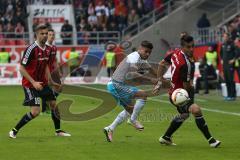 1. Bundesliga - Fußball - FC Ingolstadt 04 - FC Schalke 04 - links Lukas Hinterseer (16, FCI) Júnior Caiçara (Schalke 3) Darío Lezcano (37, FCI)