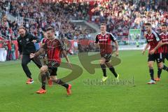 1. Bundesliga - Fußball - FC Ingolstadt 04 - Eintracht Frankfurt - Tor Jubel 1:0 durch Pascal Groß (10, FCI) links Cheftrainer Ralph Hasenhüttl (FCI) Max Christiansen (19, FCI) Mathew Leckie (7, FCI) rechts Stefan Lex (14, FCI)