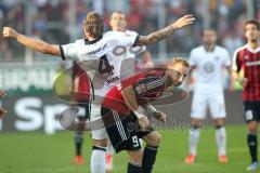 1. Bundesliga - Fußball - FC Ingolstadt 04 - Eintracht Frankfurt - Moritz Hartmann (9, FCI) Marco Russ (4 Frankfurt)