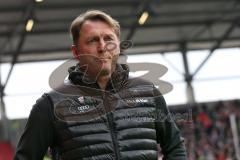 1. Bundesliga - Fußball - FC Ingolstadt 04 - VfB Stuttgart - vor dem Spiel Cheftrainer Ralph Hasenhüttl (FCI)