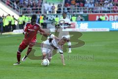 1. Bundesliga - Fußball - FC Ingolstadt 04 - FC Bayern München - Danny da Costa (21, FCI) Joshua Kimmich (32 Bayern)