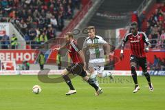 1. Bundesliga - Fußball - FC Ingolstadt 04 - Borussia Mönchengladbach - Moritz Hartmann (9, FCI) André Hahn (Gladbach 28) Danny da Costa (21, FCI)