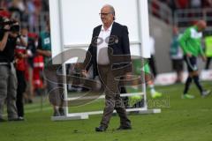 1. Bundesliga - Fußball - FC Ingolstadt 04 - VfL Wolfsburg -  Unentschieden Freude Vorsitzender des Vorstandes Peter Jackwerth (FCI)
