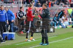 1. Bundesliga - Fußball - FC Ingolstadt 04 - FC Schalke 04 - Spiel ist aus Cheftrainer Ralph Hasenhüttl (FCI) Sieg 3:0