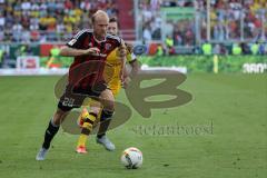 1. Bundesliga - Fußball - FC Ingolstadt 04 - Borussia Dortmund - Tobias Levels (28, FCI) gegen Marco Reus (BVB 11)