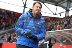 1. Bundesliga - Fußball - FC Ingolstadt 04 - VfB Stuttgart - Cheftrainer Ralph Hasenhüttl (FCI) vor dem Spiel