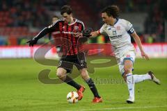 1. Bundesliga - Fußball - FC Ingolstadt 04 - 1. FSV Mainz 05 - Pascal Groß (10, FCI) Zweikampf gegen rechts Baumgartlinger, Julian (Mainz 14)