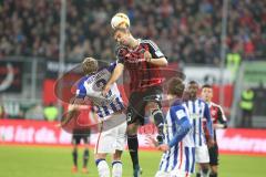 1. BL - Saison 2015/2016 - FC Ingolstadt 04 - Hertha BSC Lukas Hinterseer (#16 FC Ingolstadt 04) - Skjelbred Per Cilijan ( Hertha BSC) - - Foto: Jürgen Meyer