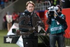 1. Bundesliga - Fußball - FC Ingolstadt 04 - SV Darmstadt 98 - Cheftrainer Ralph Hasenhüttl (FCI) vor dem Spiel