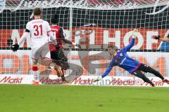 1. BL - Saison 2015/2016 - FC Ingolstadt 04 - 1. FC Köln - Danny da Costa (#21 FC Ingolstadt 04) - Ramazan Özcan (#1 FC Ingolstadt 04) - Yannick Gerhardt (#31 Köln) - Foto: Meyer Jürgen