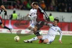 1. Bundesliga - Fußball - FC Ingolstadt 04 - SV Darmstadt 98 - Pascal Groß (10, FCI) wird von Jerome Gondorf (8 Darmstadt 98) gefoult