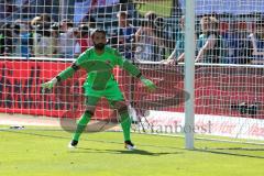 1. Bundesliga - Fußball - FC Ingolstadt 04 - FC Bayern München - Torwart Ramazan Özcan (1, FCI)