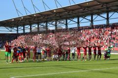 1. Bundesliga - Fußball - FC Ingolstadt 04 - FC Bayern München - 1:2 Niederlage, Bayern ist Deutscher Meister, FCI dankt den Fans Jubel