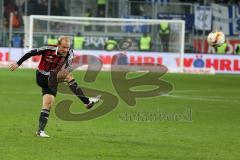 1. Bundesliga - Fußball - FC Ingolstadt 04 - SV Darmstadt 98 - Tobias Levels (28, FCI) zieht ab