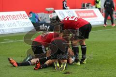 1. Bundesliga - Fußball - FC Ingolstadt 04 - Eintracht Frankfurt - Tor Jubel 1:0 durch Pascal Groß (10, FCI) am Boden, Max Christiansen (19, FCI) Romain Brégerie (18, FCI) Stefan Lex (14, FCI)